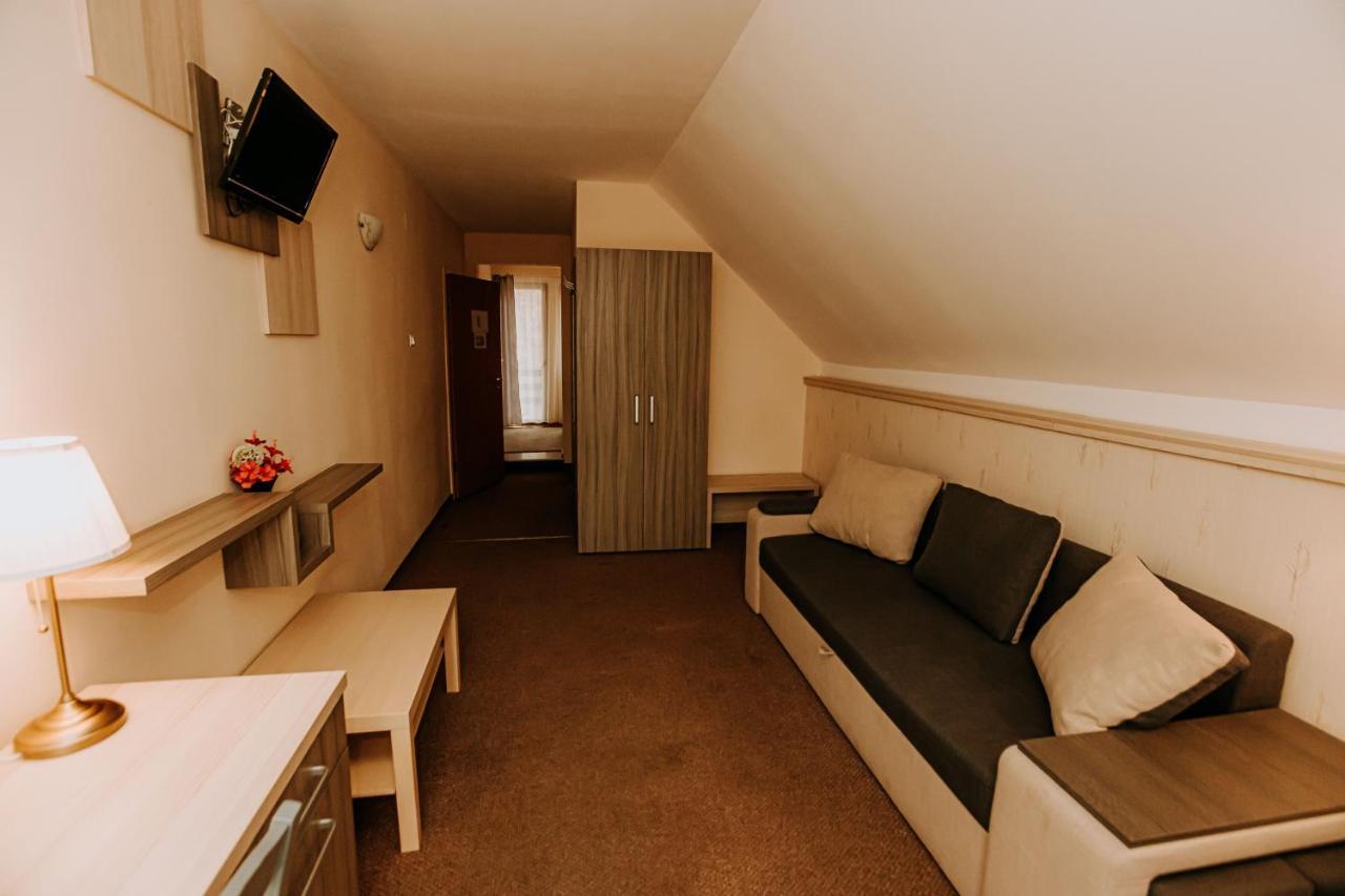 Guest House Lacul Linistit Moneasa Exterior foto