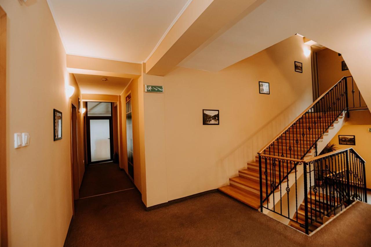 Guest House Lacul Linistit Moneasa Exterior foto