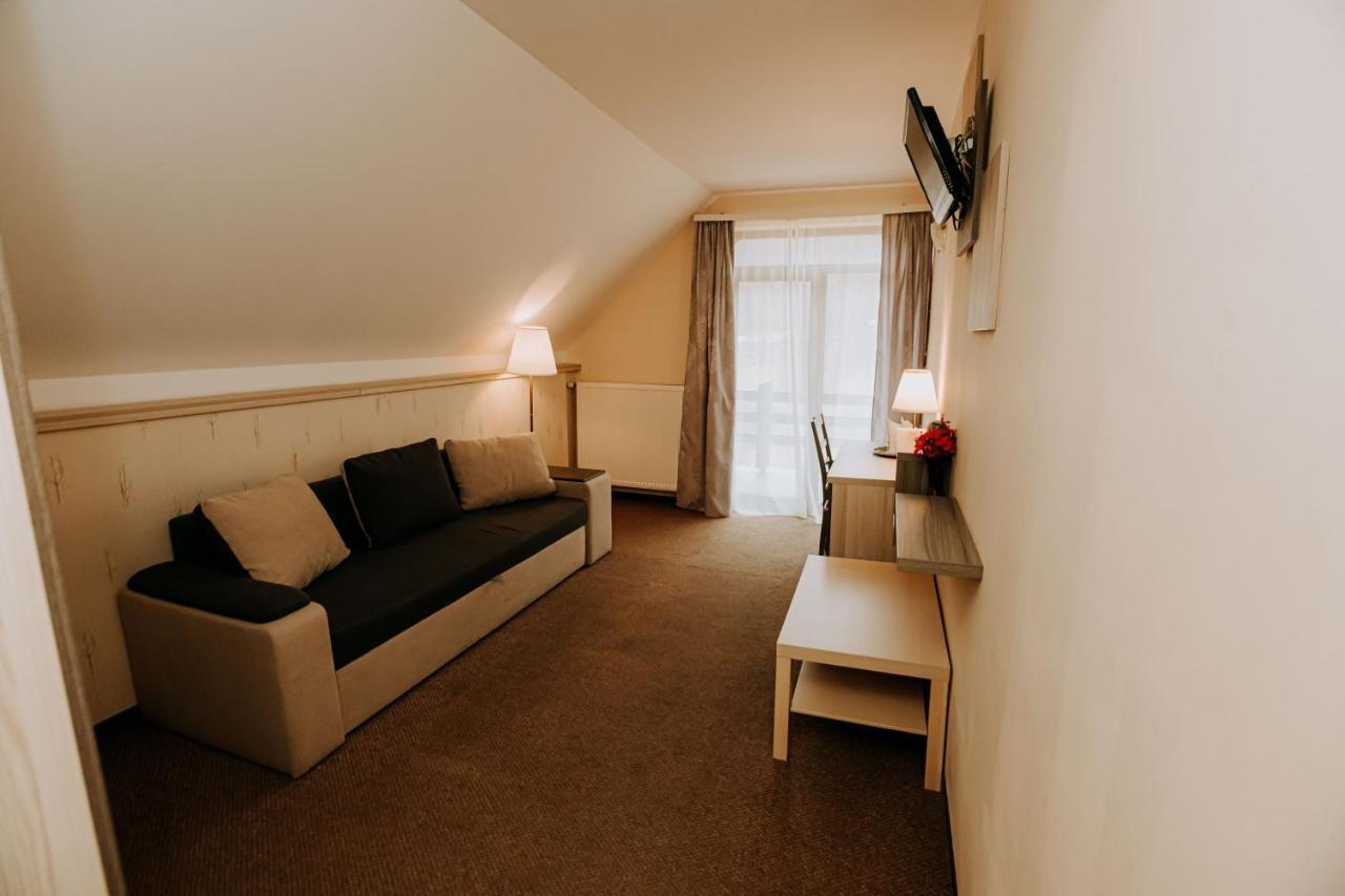Guest House Lacul Linistit Moneasa Exterior foto